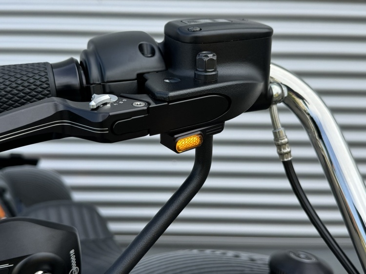 Wunderkind LED Handlebar Fittings Indicators For Harley Davidson Models