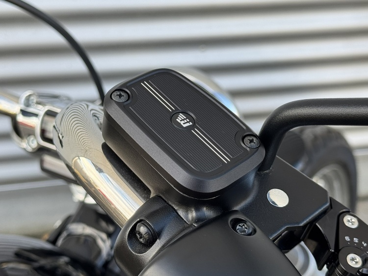 Wunderkind Front Brake Reservoir Cover For Harley Davidson Models