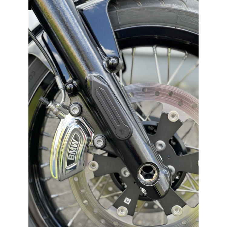 Wunderkind Cover For Reflectors For BMW R 18