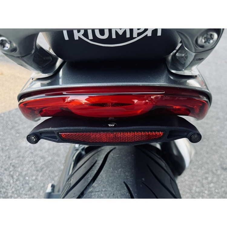 Wunderkind Rear LED Indicators With Reflector For Triumph Bobber